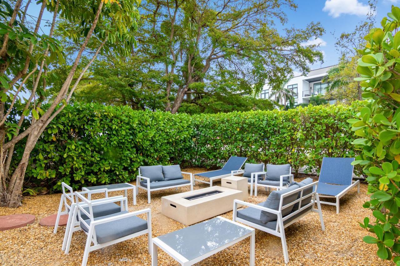Beach Luxury 805 North North Naples エクステリア 写真